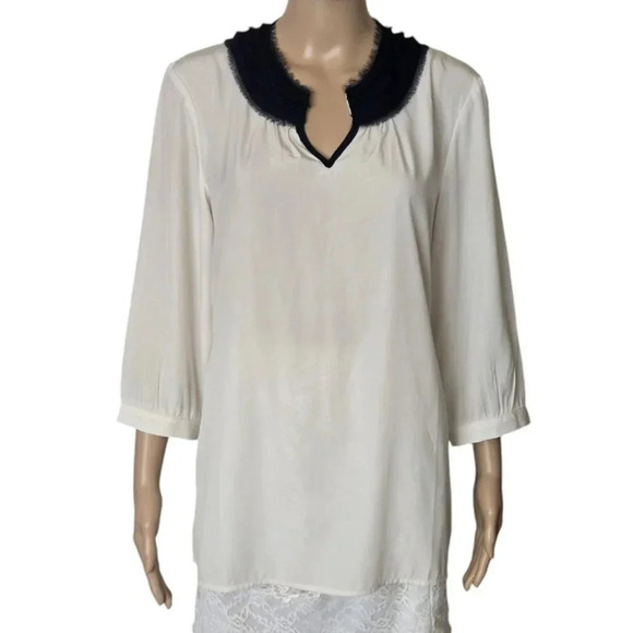 Chico's Women Tunic Top Off White Black Frayed Collar size 1 - Picture 1 of 5